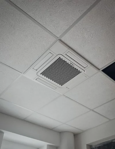 Präzise Montage für effiziente Klimageräte durch KTS Klima